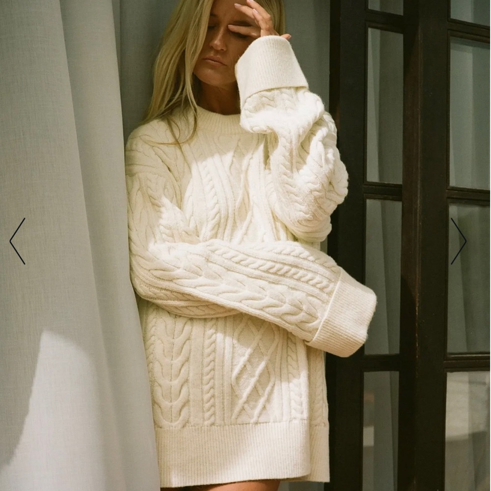 Cable Knit Sweater - Picture 4 of 10